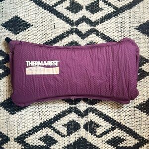 Purple Therm-a-Rest Lumbar Self-Inflatable Travel Pillow